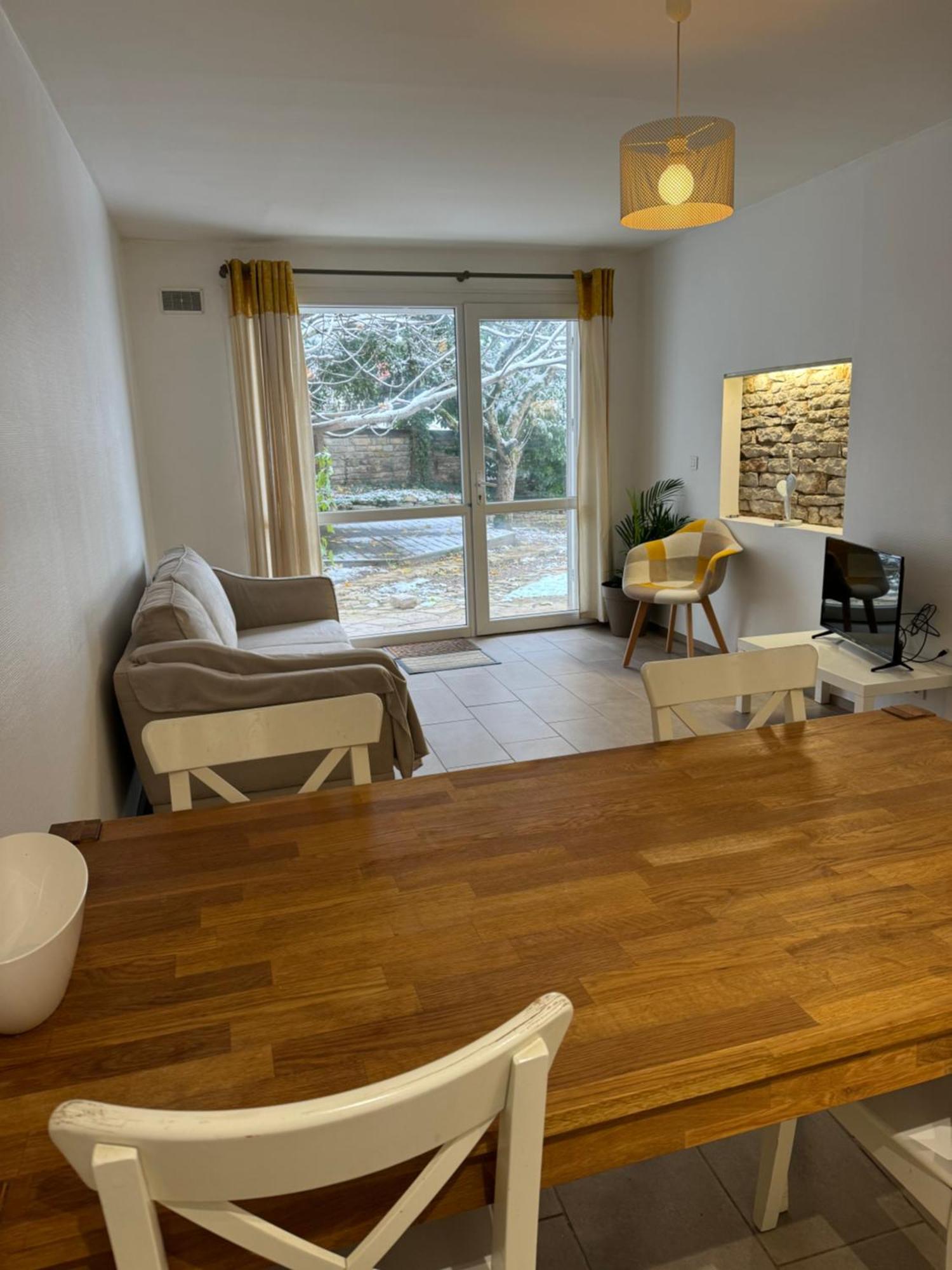 La Villa Bis Vesoul Buitenkant foto