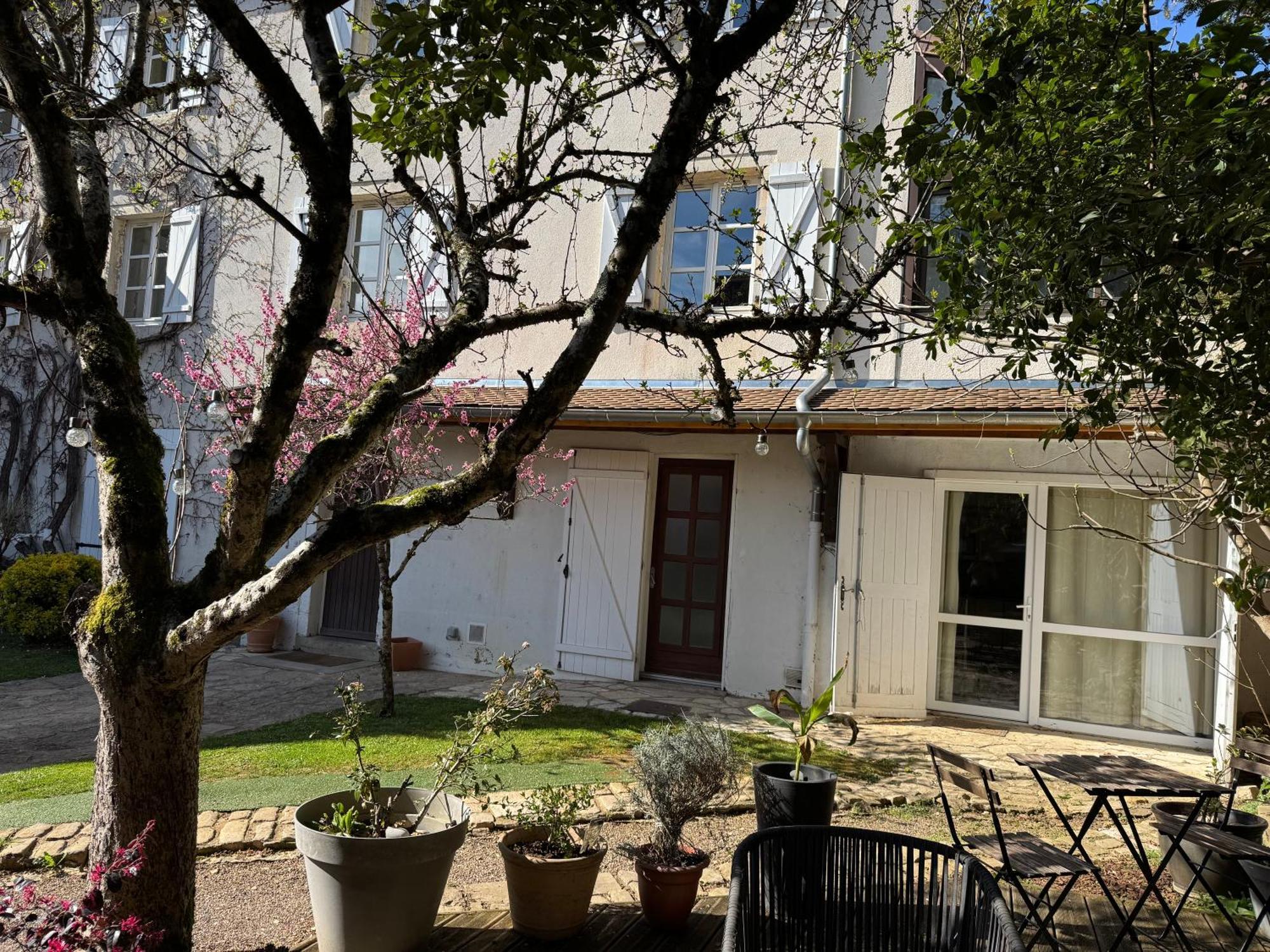 La Villa Bis Vesoul Buitenkant foto